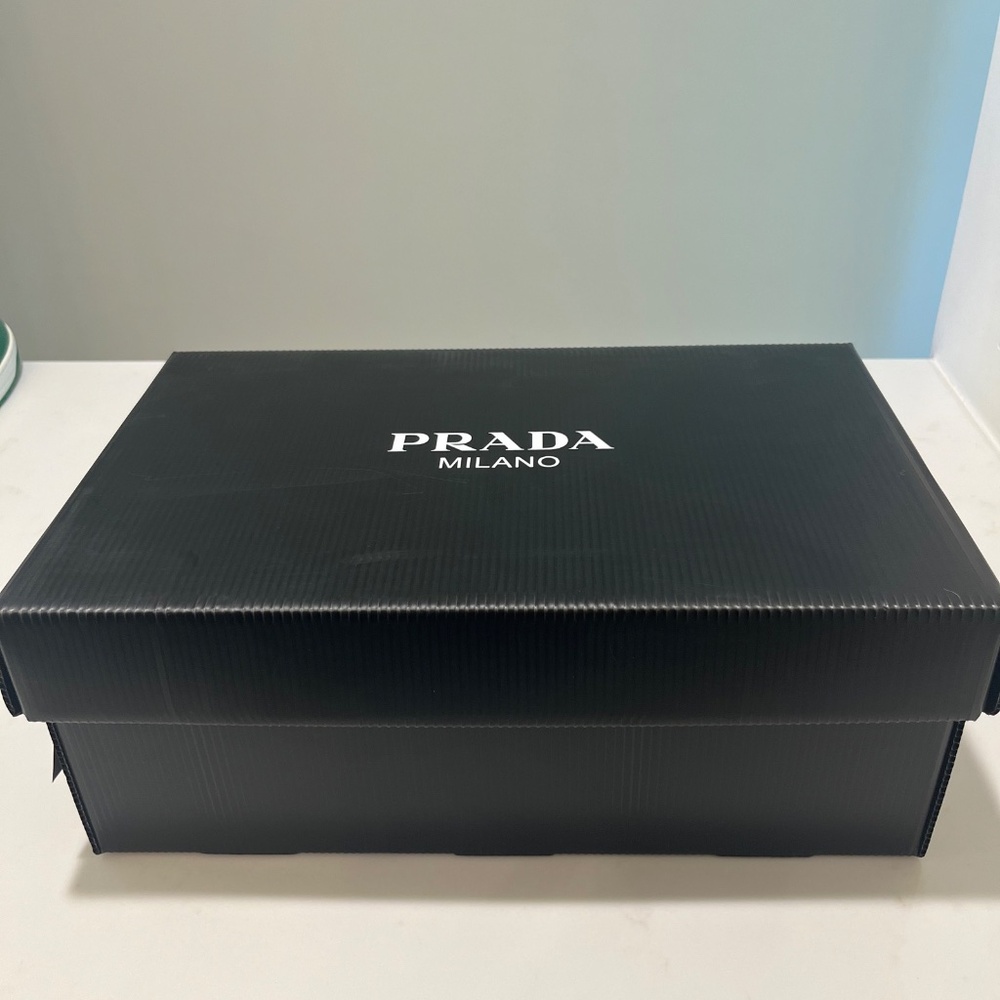 Prada Men Downtown Sneakers US11 UK10 Green White Leather Triangle Logo Low Top - Picture 5 of 11